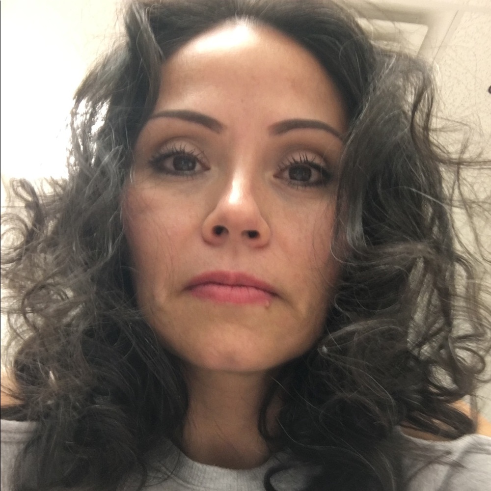 Meet your Posher, Maria
